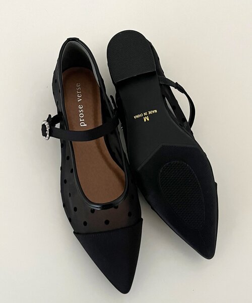 prose verse（プロズヴェール）の「シアードットビジューストラップパンプス（パンプス・レディース・ブラック/ライトベージュ・MEDIUM/X-LARGE/LARGE/SMALL）」の4枚目の写真