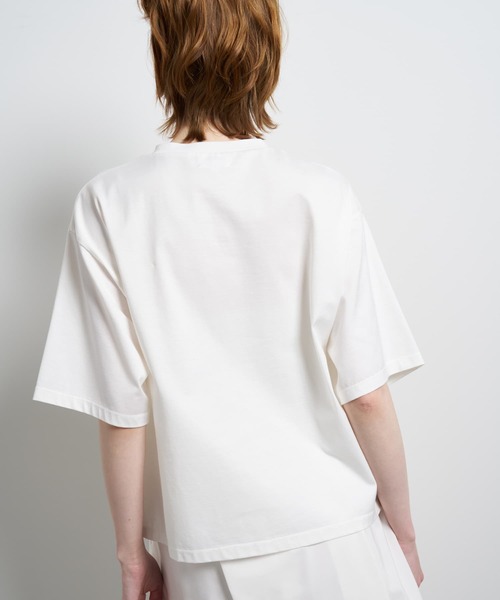 LANVIN en Bleu(ランバンオンブルー)の「ワンポイントロゴTシャツ(Tシャツ/カットソー・レディース・ピンク/カーキ/オフホワイト・38)」の10枚目の写真