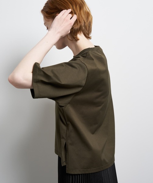 LANVIN en Bleu(ランバンオンブルー)の「ワンポイントロゴTシャツ(Tシャツ/カットソー・レディース・ピンク/カーキ/オフホワイト・38)」の18枚目の写真