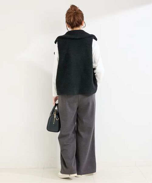 B.C STOCK（ベーセーストック）の「《追加》ウォッシャブル / センターシーム起毛パンツ（スウェットパンツ・レディース・チャコールグレー/ベージュ・MEDIUM/SMALL）」の17枚目の写真