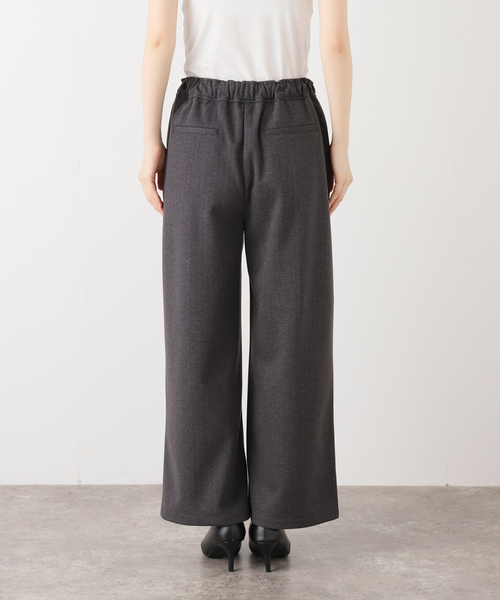 B.C STOCK（ベーセーストック）の「《追加》ウォッシャブル / センターシーム起毛パンツ（スウェットパンツ・レディース・チャコールグレー/ベージュ・MEDIUM/SMALL）」の5枚目の写真