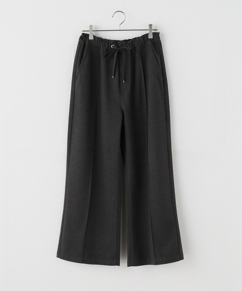 B.C STOCK（ベーセーストック）の「《追加》ウォッシャブル / センターシーム起毛パンツ（スウェットパンツ・レディース・チャコールグレー/ベージュ・MEDIUM/SMALL）」の6枚目の写真