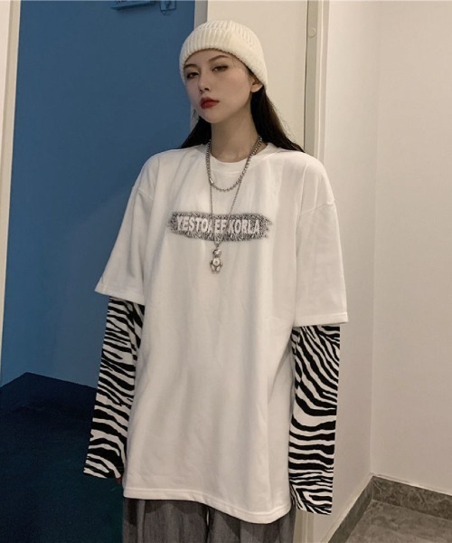 Ritzy(リッツィー)の「ゼブラ柄レイヤード T シャツ(Tシャツ/カットソー・レディース・ブラック/ホワイト・L/M)」の3枚目の写真