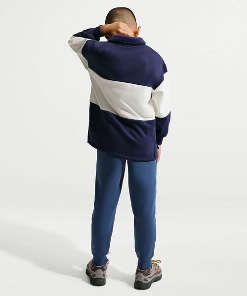 NIKE(ナイキ)の「ナイキ スポーツウェア クラブ フリース ジュニアジョガー / Nike Sportswear Club Fleece Big Kids' Joggers FD3008-461 Mystic Navy(スウェットパンツ・キッズ・ブルー系その他・130/140/150/160)」の3枚目の写真