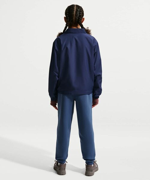 NIKE(ナイキ)の「ナイキ スポーツウェア クラブ フリース ジュニアジョガー / Nike Sportswear Club Fleece Big Kids' Joggers FD3008-461 Mystic Navy(スウェットパンツ・キッズ・ブルー系その他・130/140/150/160)」の2枚目の写真