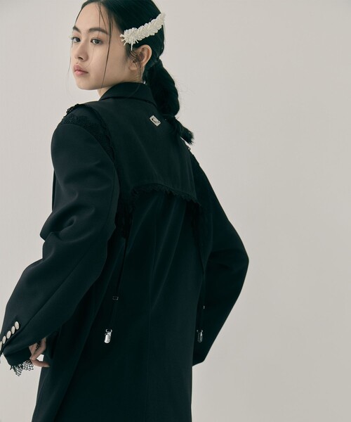tanakadaisuke（タナカダイスケ）の「【tanakadaisuke/タナカダイスケ】garter collar peaked lapel jacket/ギャザーカラーピークドラペルジャケット（その他アウター・レディース・ブラック/ブラウン・FREE）」の3枚目の写真