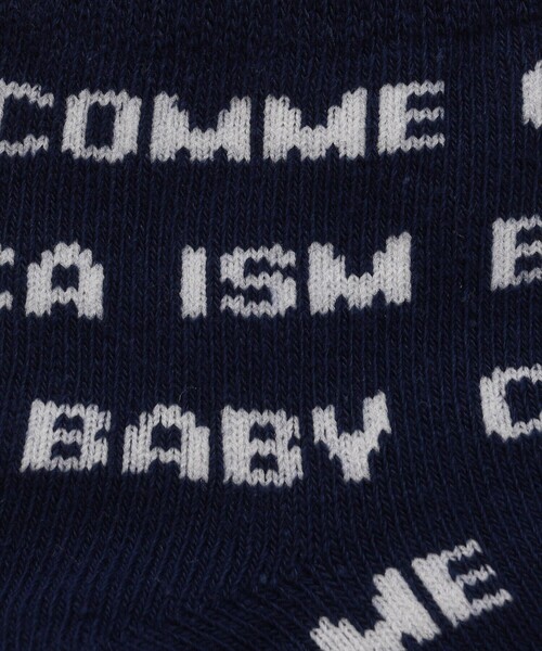 COMME CA ISM(コムサイズム)の「ロゴ総柄 ソックス / ベビーサイズ(ベビーシューズ/ベビーソックス・キッズ・ホワイト×レッド/ホワイト×ネイビー/ネイビー×ホワイト/ブラック×ホワイト・9-12cm)」の9枚目の写真