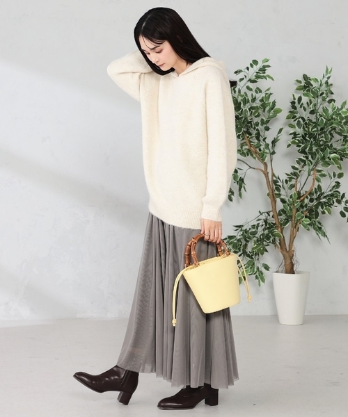 a.v.v(アーヴェヴェ)の「【雑誌InRed(宝島社)4月号掲載】バンブーハンドルミニバケツトート(トートバッグ・レディース・ブラック/クリーム/ダークインディゴブルー・38)」の6枚目の写真