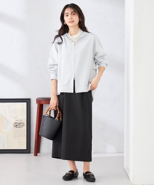 a.v.v(アーヴェヴェ)の「【雑誌InRed(宝島社)4月号掲載】バンブーハンドルミニバケツトート(トートバッグ・レディース・ブラック/クリーム/ダークインディゴブルー・38)」の17枚目の写真