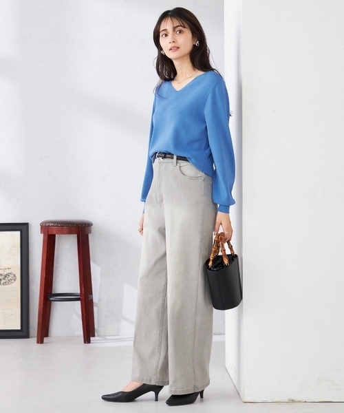 a.v.v(アーヴェヴェ)の「【雑誌InRed(宝島社)4月号掲載】バンブーハンドルミニバケツトート(トートバッグ・レディース・ブラック/クリーム/ダークインディゴブルー・38)」の19枚目の写真