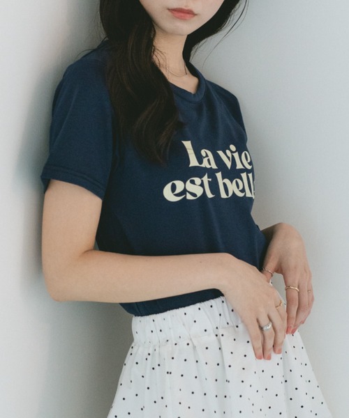 VANNIE U(ヴァニーユー)の「コンパクトバイカラーロゴTシャツ(Tシャツ/カットソー・レディース・ブラック/ホワイト/ネイビー・FREE)」の7枚目の写真