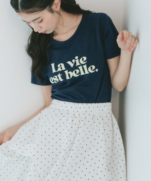 VANNIE U(ヴァニーユー)の「コンパクトバイカラーロゴTシャツ(Tシャツ/カットソー・レディース・ブラック/ホワイト/ネイビー・FREE)」の4枚目の写真