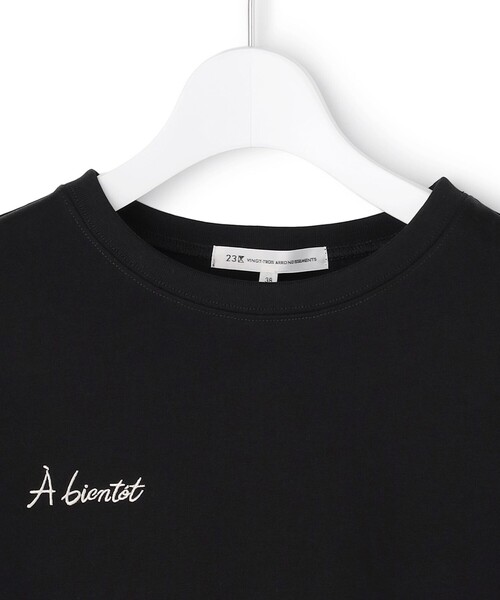23区 S(ニジュウサンクチイサイサイズ)の「バック刺繍 メッセージロゴ Tシャツ(Tシャツ/カットソー・レディース・ブラウン系/ホワイト系/ベージュ系/ブラック系・32)」の22枚目の写真