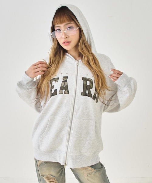 ANAP（アナップ）の「裏毛カモフラワッペン貼り付けWジップスウェットパーカー（パーカー・レディース・ライトグレー/ピンク/ダークグレー・F）」の5枚目の写真