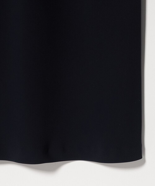 UNITED ARROWS（ユナイテッドアローズ）の「Drapy タック ノースリーブワンピース ‐ウォッシャブル‐（ワンピース・レディース・ブラック/ネイビー・36/38）」の15枚目の写真