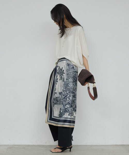 GALLARDAGALANTE（ガリャルダガランテ）の「ドルマンジャージープルオーバー（シャツ/ブラウス・レディース・ブルー系その他/ホワイト/ブラック/ライトベージュ・FREE）」の9枚目の写真