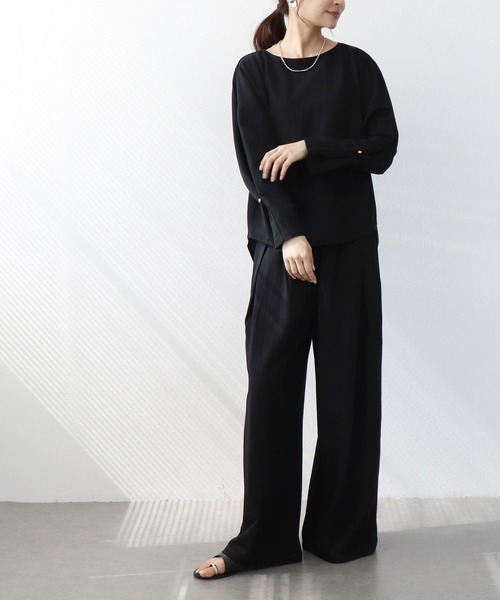 Jines(ジネス)の「ナチュラルスムースタックパンツ(その他パンツ・レディース・ブラック/ベージュ/ブルー/チャコールグレー・38)」の7枚目の写真