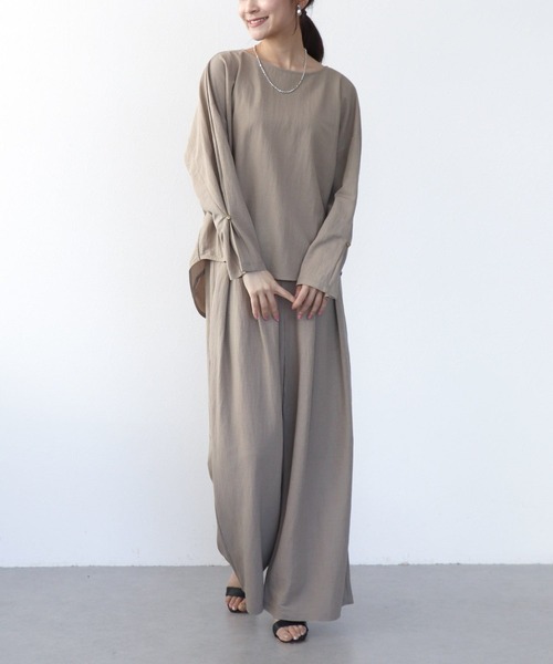 Jines(ジネス)の「ナチュラルスムースタックパンツ(その他パンツ・レディース・ブラック/ベージュ/ブルー/チャコールグレー・38)」の19枚目の写真