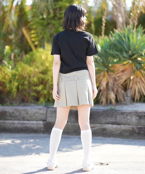 NEW ERA(ニューエラ)の「NEW ERA/ニューエラ レディース 半袖 クロップド丈 Tシャツ WS SS MINI TUARE LOGO(Tシャツ/カットソー・レディース・グレー/ブラック/ホワイト・S/M)」の14枚目の写真