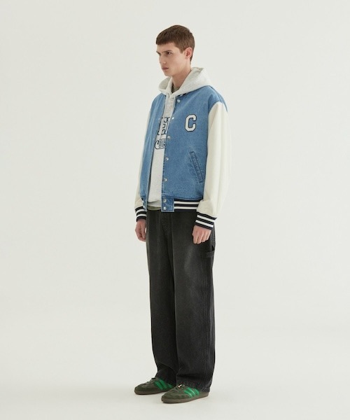 COVERNAT（カバーナット）の「[SOOBIN着用] RING-SPUN C LOGO DENIM VARSITY（スタジャン・メンズ・ブラック/ブルー・X-LARGE/LARGE/MEDIUM/SMALL）」の4枚目の写真