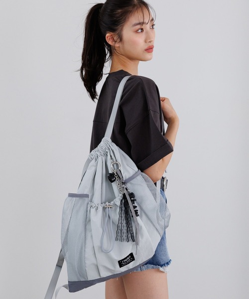 repipi armario（レピピ アルマリオ）の「メッシュポケットナップサック（バックパック/リュック・キッズ・その他/サックスブルー/ブラック/グレー・ONESIZE）」の5枚目の写真