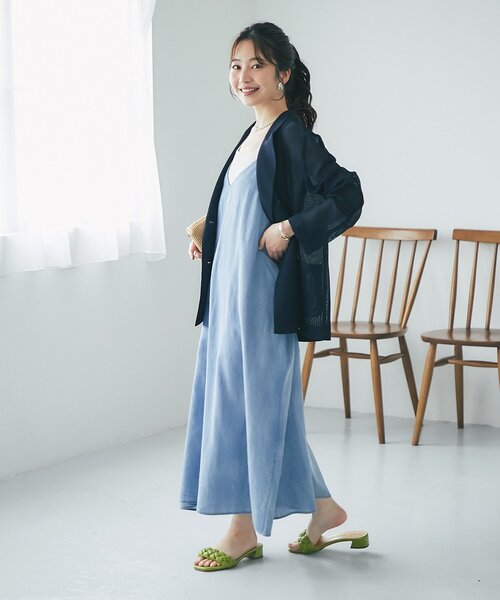 La boutique BonBon（ラブティックボンボン）の「シアーデニムキャミワンピース（ワンピース・レディース・ネイビー/サックスブルー・FREE/PM）」の16枚目の写真
