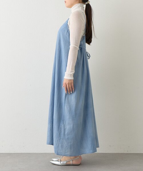 La boutique BonBon（ラブティックボンボン）の「シアーデニムキャミワンピース（ワンピース・レディース・ネイビー/サックスブルー・FREE/PM）」の19枚目の写真