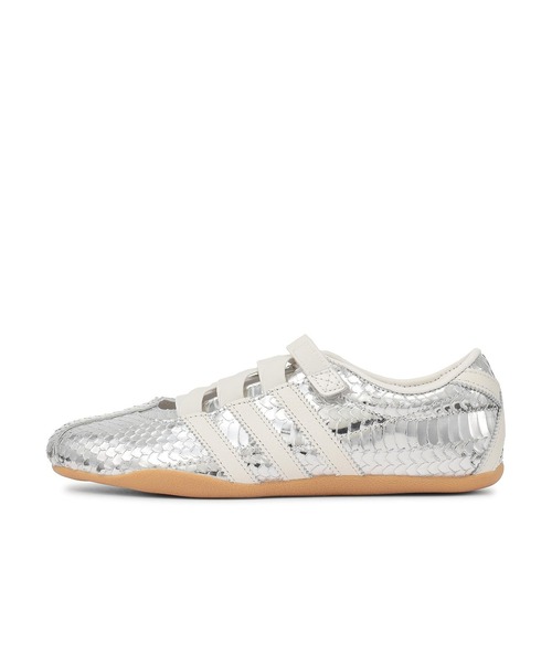 adidas(アディダス)の「TOKYO MJ W KI4312(スニーカー・レディース・シルバー・22.5cm/23.0cm/23.5cm/24.0cm/24.5cm/25.0cm/22.0cm)」の1枚目の写真