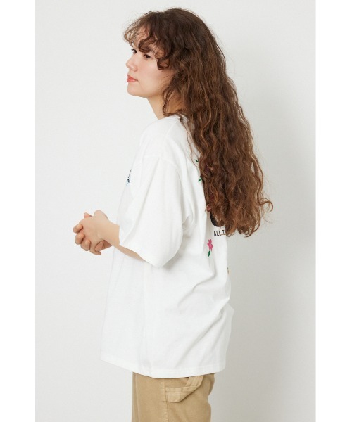 RODEO CROWNS WIDE BOWL(ロデオクラウンズワイドボウル)の「Flower Bloom Embroidery Tシャツ(Tシャツ/カットソー・レディース・ブラック/ライトピンク/オフホワイト/ライトグリーン・SMALL/MEDIUM)」の16枚目の写真