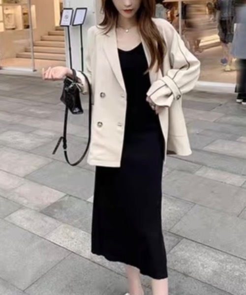 Alvia(アルビア)の「ショートトレンチコート(トレンチコート・レディース・ベージュ/ブラック・M)」の5枚目の写真
