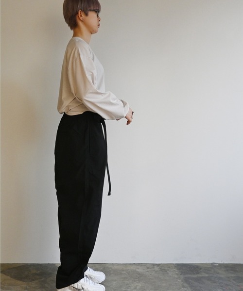 COMMON WARE(コモンウェアー)の「EM:NoiR パンツ 撥水 耐光 ポケッタブル Pocketable pants(その他パンツ・レディース・ブラック・LARGE/MEDIUM)」の8枚目の写真