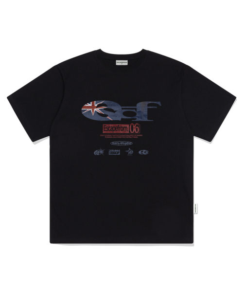 ESCAPEFROM(エスケープフロム)の「ブリティッシュビンテージ ESCFロゴコラージュプリントオーバーサイズ半袖Tシャツブラック(Tシャツ/カットソー・レディース・その他・SMALL/MEDIUM/LARGE)」の1枚目の写真