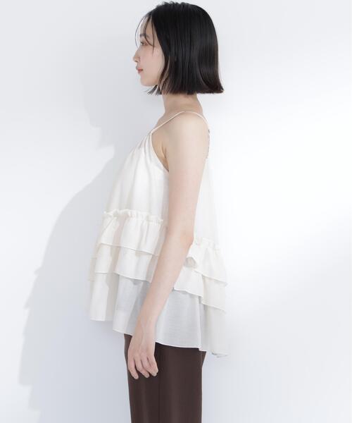 NATURAL BEAUTY BASIC(ナチュラルビューティーベーシック)の「ニットセットティアードキャミ(ニット/セーター・レディース・ブラウン/ブルー/オフホワイト・フリ-)」の15枚目の写真