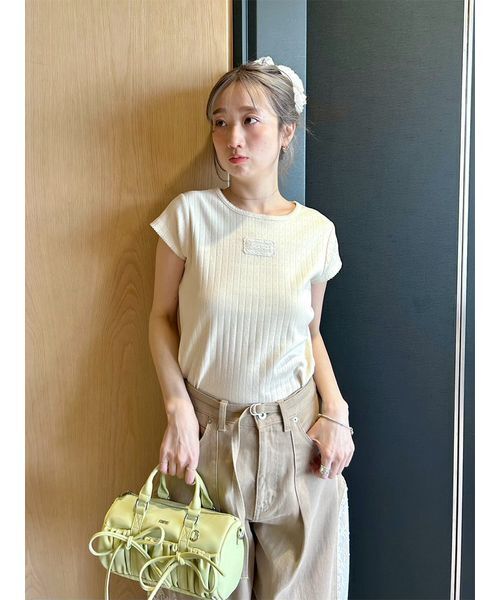 FURFUR(ファーファー)の「【WEB限定カラー】レースワッペンコンパクトTシャツ(Tシャツ/カットソー・レディース・ホワイト/レッド/ピンク/アイボリー/ブラック・F)」の11枚目の写真