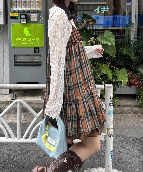 CIAOPANIC（チャオパニック）の「レトロチェックギャザーチュニックキャミワンピース（チュニック・レディース・ピンク/ブラウン/ブルー・ONE SIZE）」の7枚目の写真
