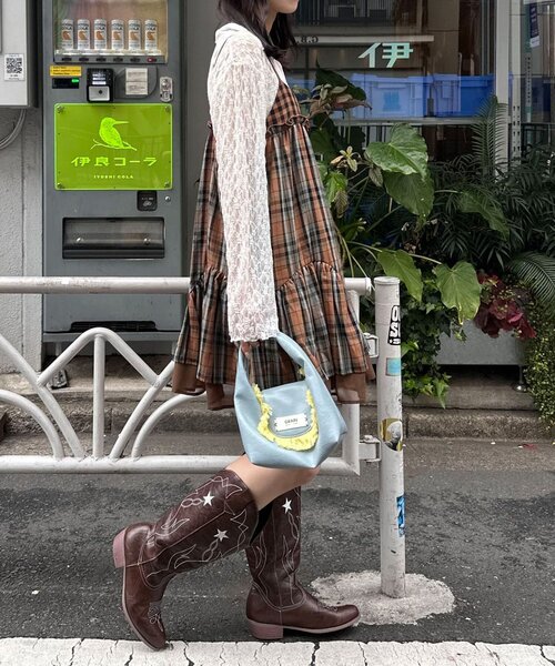 CIAOPANIC（チャオパニック）の「レトロチェックギャザーチュニックキャミワンピース（チュニック・レディース・ピンク/ブラウン/ブルー・ONE SIZE）」の10枚目の写真