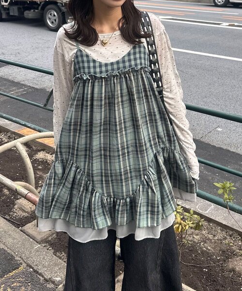 CIAOPANIC（チャオパニック）の「レトロチェックギャザーチュニックキャミワンピース（チュニック・レディース・ピンク/ブラウン/ブルー・ONE SIZE）」の13枚目の写真