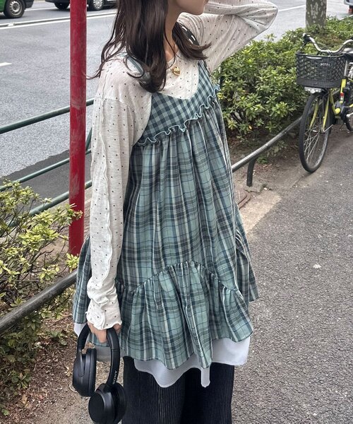 CIAOPANIC（チャオパニック）の「レトロチェックギャザーチュニックキャミワンピース（チュニック・レディース・ピンク/ブラウン/ブルー・ONE SIZE）」の16枚目の写真