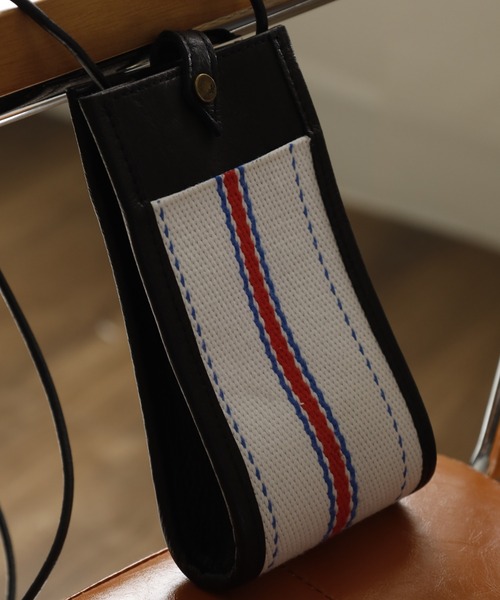 jidai(ジダイ)の「jidai スマホポシェット(ショルダーバッグ・メンズ・ホワイト系その他2/ベージュ系その他2/ベージュ系その他/ホワイト系その他・FREE)」の5枚目の写真