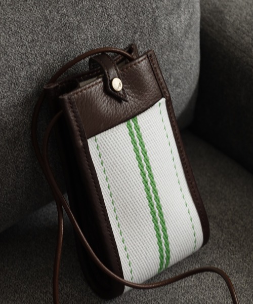 jidai(ジダイ)の「jidai スマホポシェット(ショルダーバッグ・メンズ・ホワイト系その他2/ベージュ系その他2/ベージュ系その他/ホワイト系その他・FREE)」の7枚目の写真