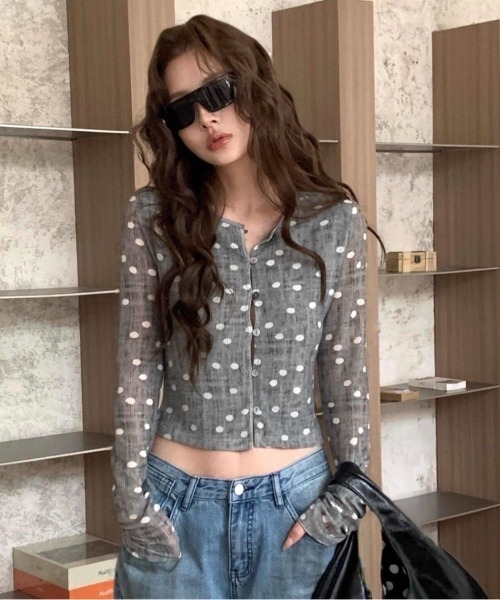SHEENA(シーナ)の「ドット柄サマーカーディガン(カーディガン/ボレロ・レディース・グレー・M)」の14枚目の写真