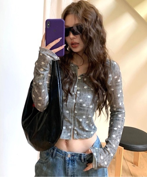 SHEENA(シーナ)の「ドット柄サマーカーディガン(カーディガン/ボレロ・レディース・グレー・M)」の15枚目の写真