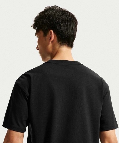 ACG(エィシージー)の「ナイキ ACG ショートスリーブ Tシャツ / Nike ACG Short-Sleeve T-Shirt DC5357-010 Black(Tシャツ/カットソー・メンズ・ブラック・2XL/XL/S/M/L)」の3枚目の写真