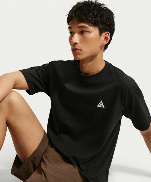 ACG(エィシージー)の「ナイキ ACG ショートスリーブ Tシャツ / Nike ACG Short-Sleeve T-Shirt DC5357-010 Black(Tシャツ/カットソー・メンズ・ブラック・2XL/XL/S/M/L)」の4枚目の写真