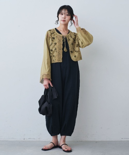 mensha!(メンシャ)の「mensha! ヴィンテージライクなレース&ガーゼボレロカーディガン(カーディガン/ボレロ・レディース・カーキ/ホワイト/ブラック・M/L/LL)」の11枚目の写真