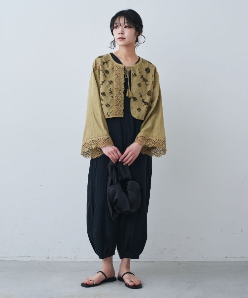mensha!(メンシャ)の「mensha! ヴィンテージライクなレース&ガーゼボレロカーディガン(カーディガン/ボレロ・レディース・カーキ/ホワイト/ブラック・M/L/LL)」の12枚目の写真