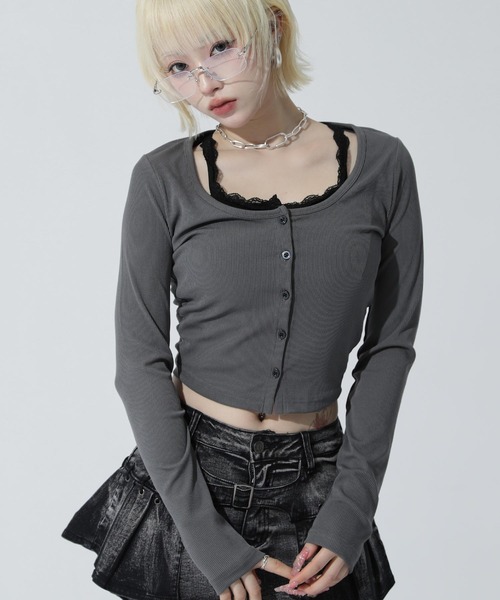 ANAP(アナップ)の「キャミレイヤード クロップド トップス(Tシャツ/カットソー・レディース・ブラック/ホワイト/グレー・F)」の3枚目の写真