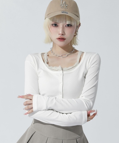 ANAP(アナップ)の「キャミレイヤード クロップド トップス(Tシャツ/カットソー・レディース・ブラック/ホワイト/グレー・F)」の5枚目の写真