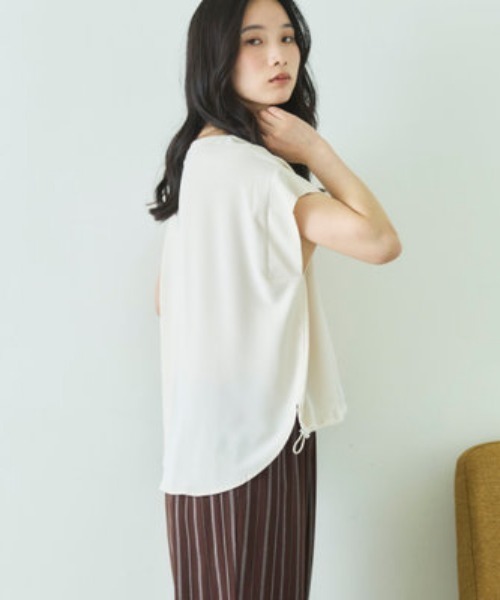 Doux archives(ドゥアルシーヴ)の「【UV・接触冷感・洗濯機可】ドロストPO(Tシャツ/カットソー・レディース・アイボリー/ブラウン/ブルーグレー・FREE)」の19枚目の写真