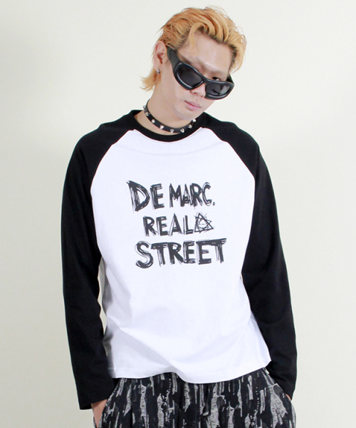 DEMARC(ドゥマーク)の「テキストラグラン配色長袖Tシャツブラック&ホワイト(Tシャツ/カットソー・メンズ・その他・MEDIUM/LARGE)」の4枚目の写真